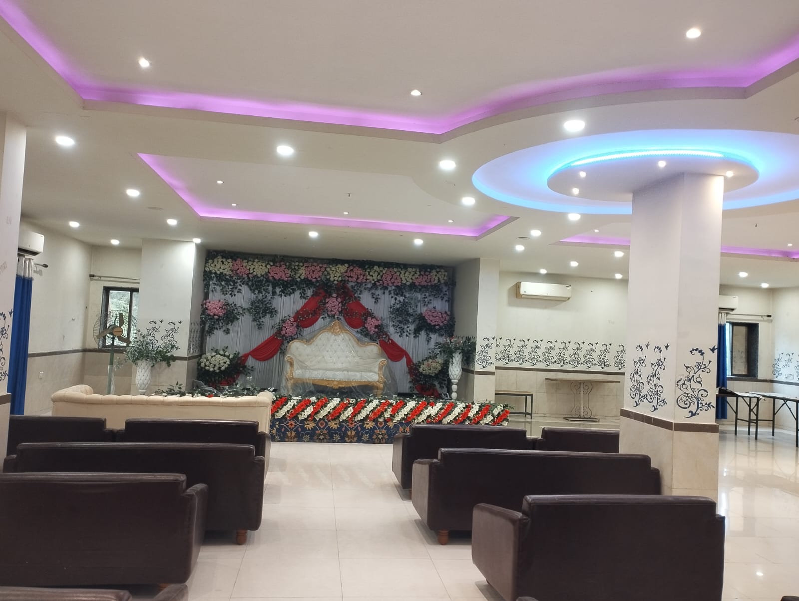 Hotel Sai Grand Building