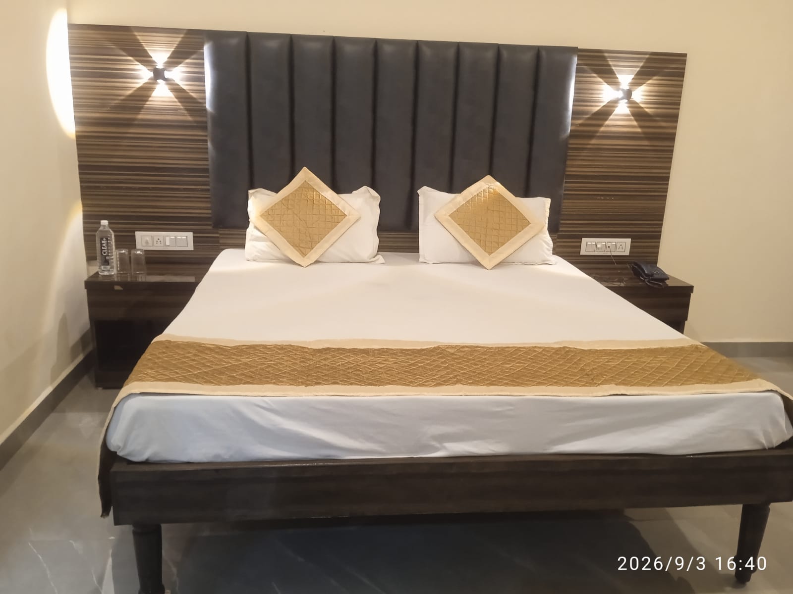 Hotel Sai Grand Room