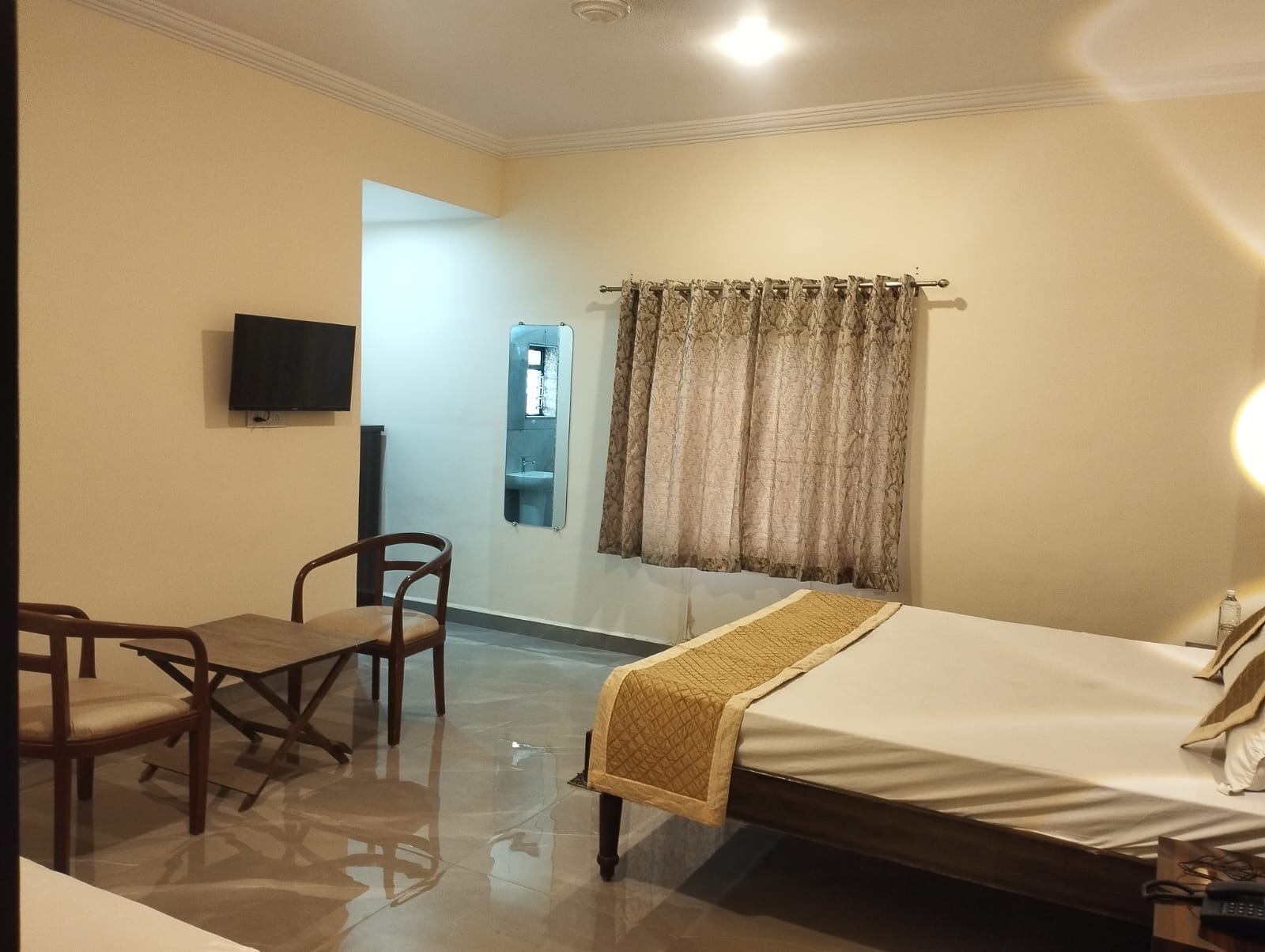 Hotel Sai Grand Deluxe Room